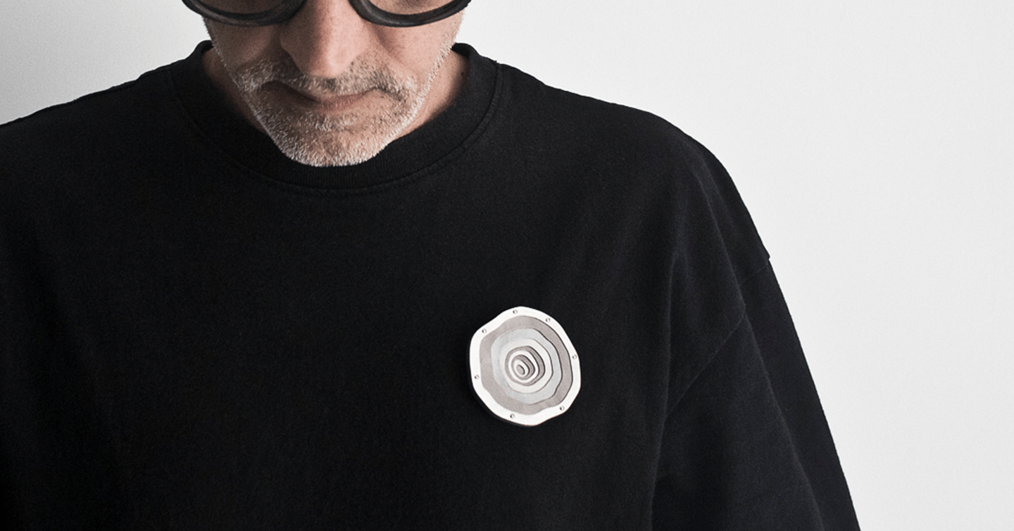 Jewellery artist Denis Music created a brooch dedicated to the Memorial Day of Babyn Yar victims