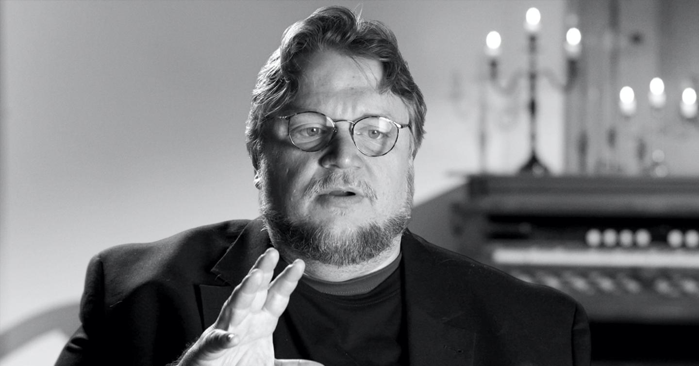 Guillermo-del-Toro-dtf-magazine2 Гильермо Дель Торо потратил 16 лет на сценарии, которые не экранизировали