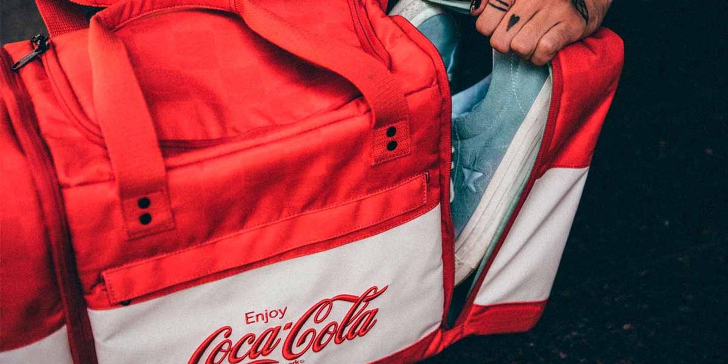 Первый взгляд: Сумки для кроссовок HEX x Coca-Cola