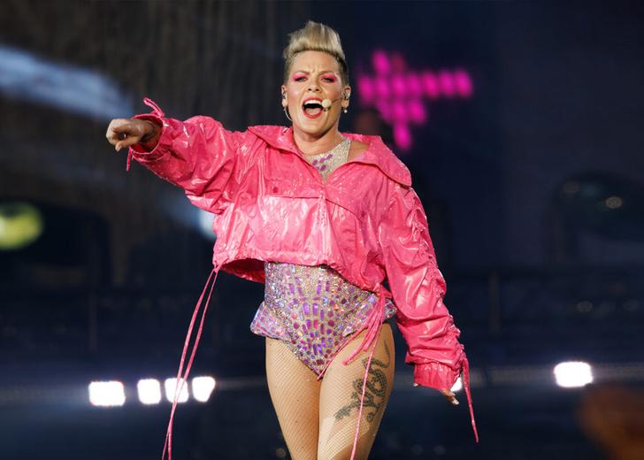 pink-cover-dtf-magazine P!nk роздаватиме книжки, заборонені у школах Флориди