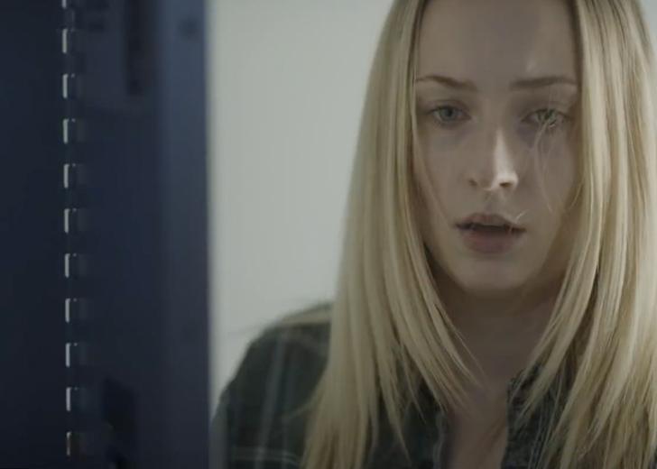 sophie-turner-dtf-magazine Софи Тернер среди выживших: Смотрите первый трейлер сериала Survive