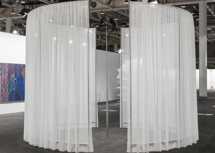 Інсталяція Тривога Нікіти Кадана на Art Basel