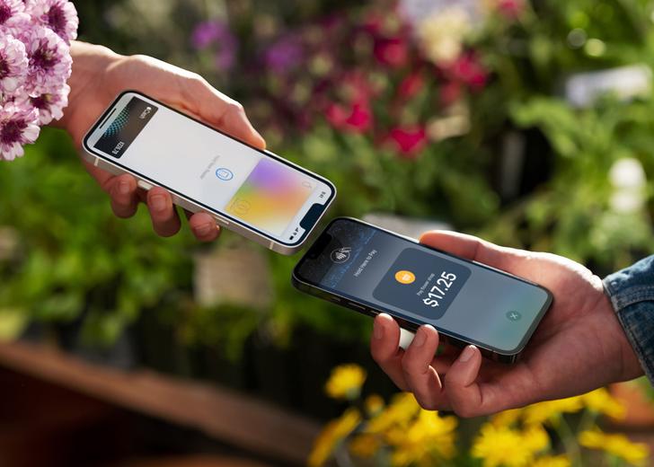 В Україні запустили функцію Tap to Pay на iPhone. Вона заміняє платіжні термінали