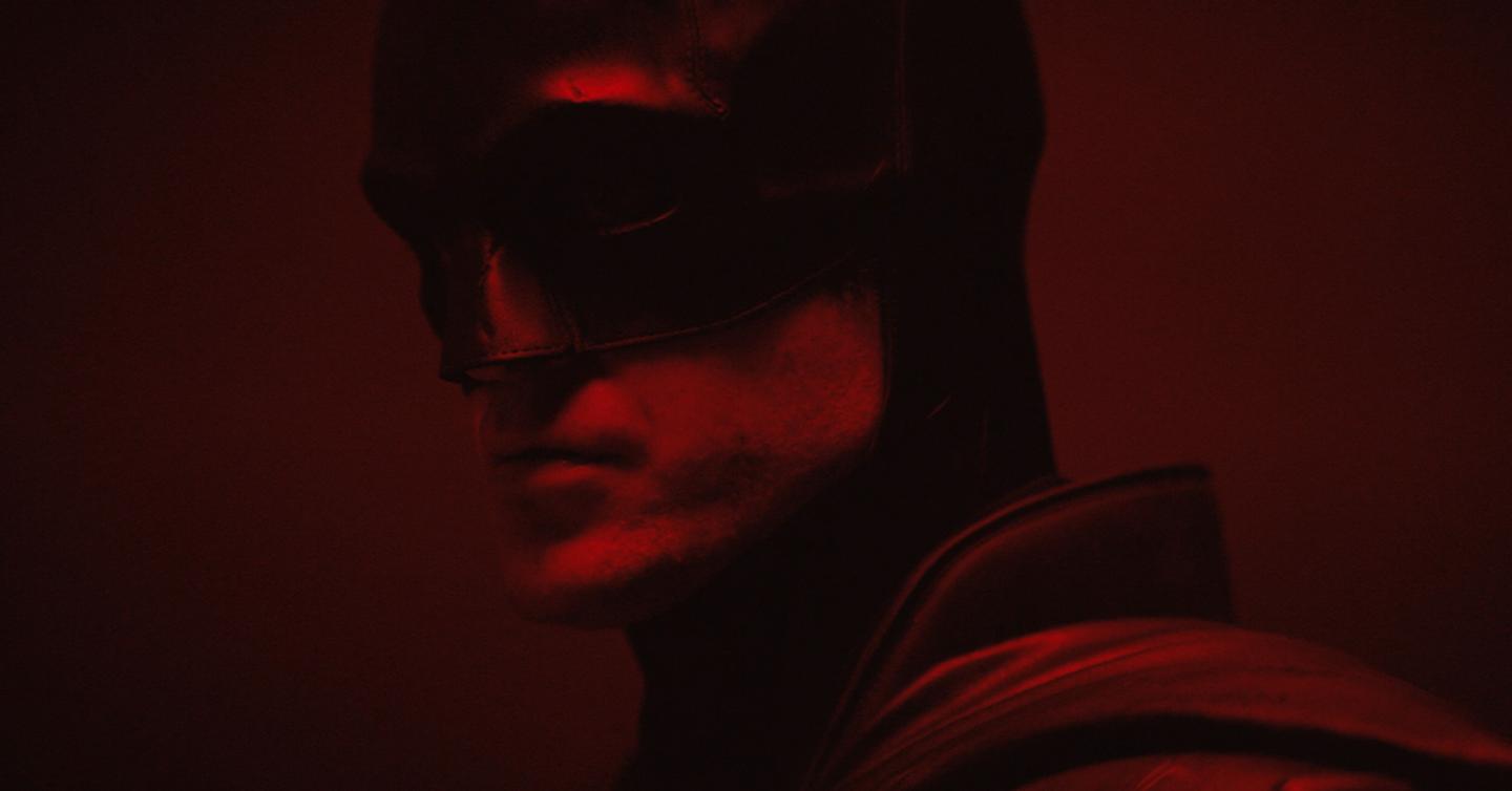 patison-batman-dtf-magazine Первый взгляд: Как выглядит Роберт Паттинсон в образе Бэтмена