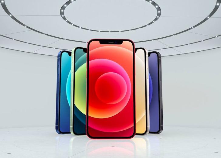 Apple представила четыре новых iPhone 12. Вот что о них известно