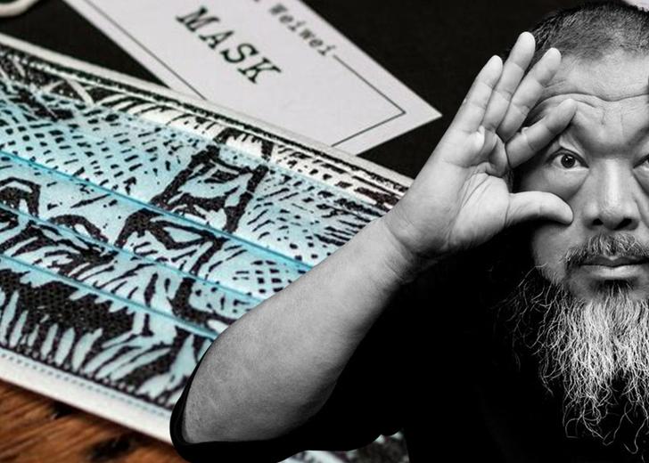 Художник Ай Вэйвэй выпустил медицинские маски со своими рисунками