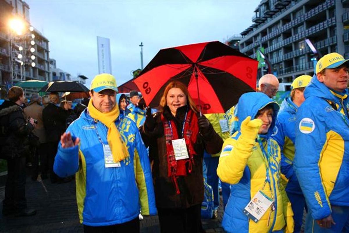 Церемонія підняття українського прапору в Олімпійському селищі Ванкувера (11 лютого 2010 року)-4009