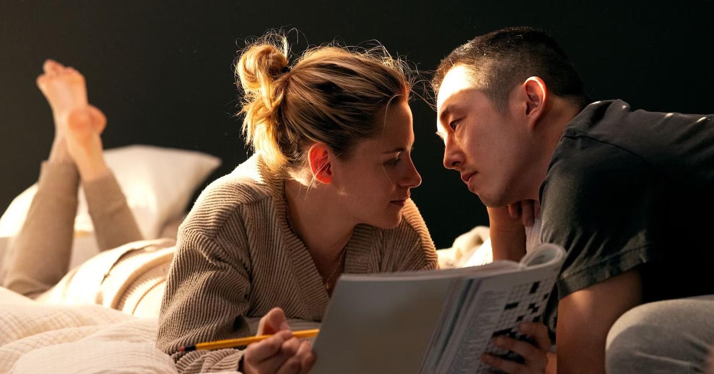 loveme-first-trailer-dtf-magazine Кадр з фільму «Люби мене» з Крістен Стюарт та Стівеном Юном