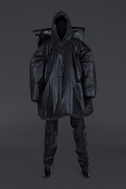 balenciaga-yeezy-gap-dtf-magazine-22-683x1024