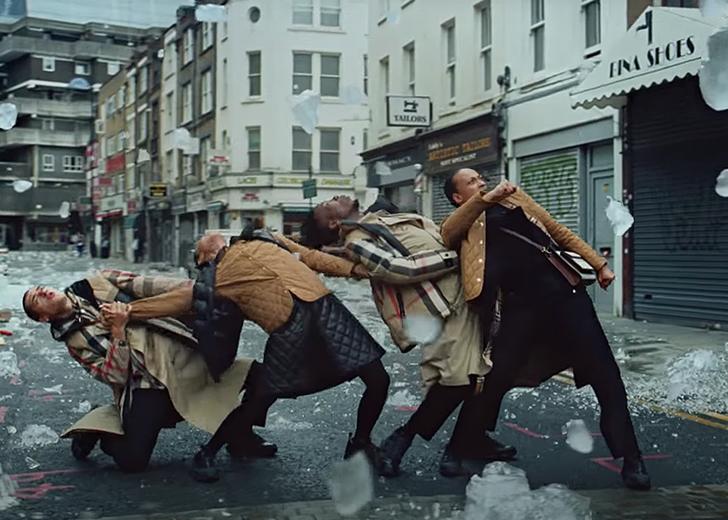 Смотрите новый танцевальный кампейн Burberry