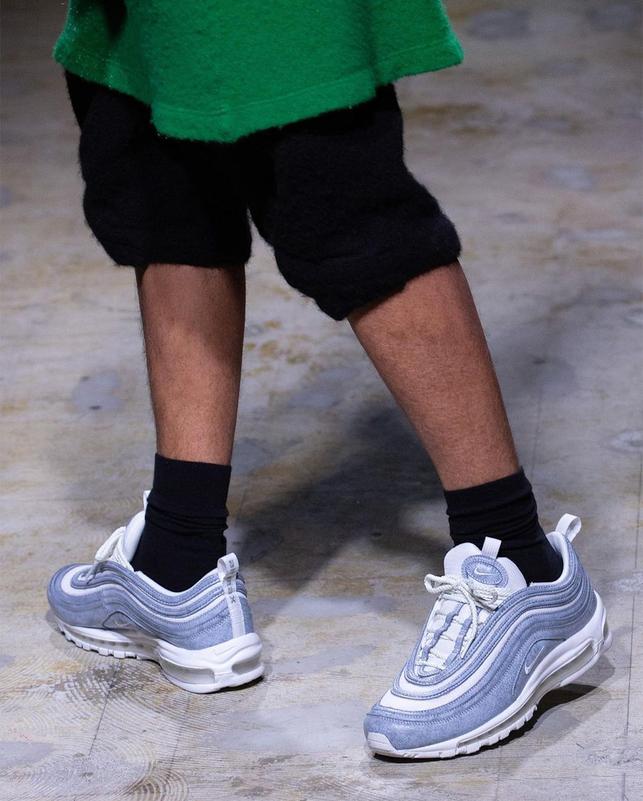 cdg-nike-air-max-97-dtf-magazine-grey-1