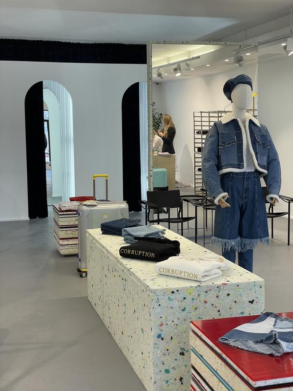 kseniaschnaider-store-kyiv-dtf-magazine4