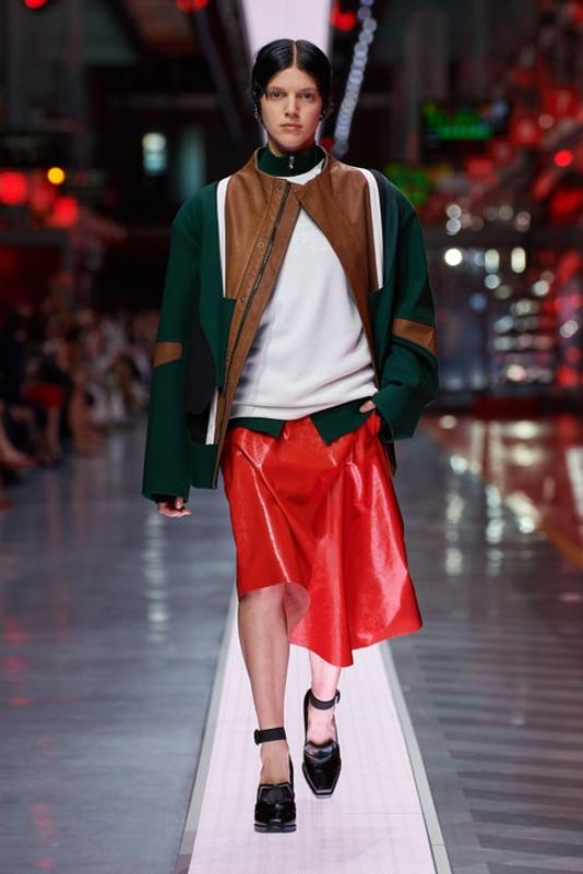00035-Ferrari-Spring-2022-credit-brand