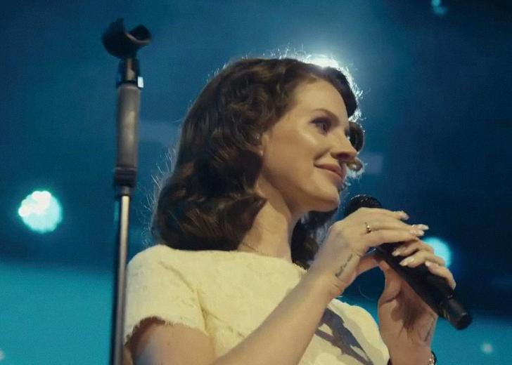 Born to Die Лани Дель Рей поставив рекорд Billboard 200