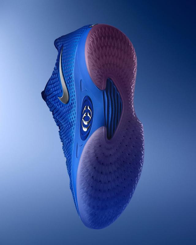 1-nike-caitlin-1-dtf-magazine Nike Caitlin 1