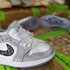 В Техасе изъяли 1800 пар фейковых Dior и Nike. Их оценили в 4 миллиона долларов