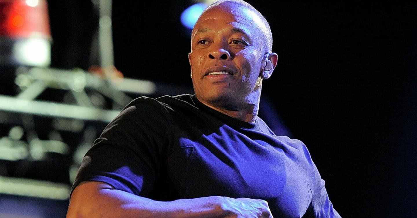 Dr. Dre вышел из больницы и работает над новой музыкой