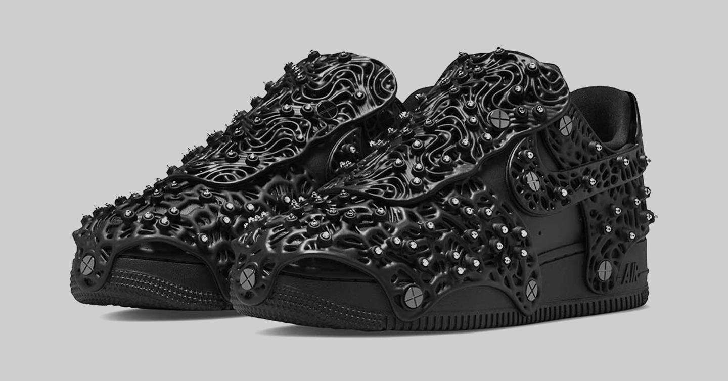 Первый взгляд: Кроссовки Nike Air Force 1 с кристаллами Swarovski