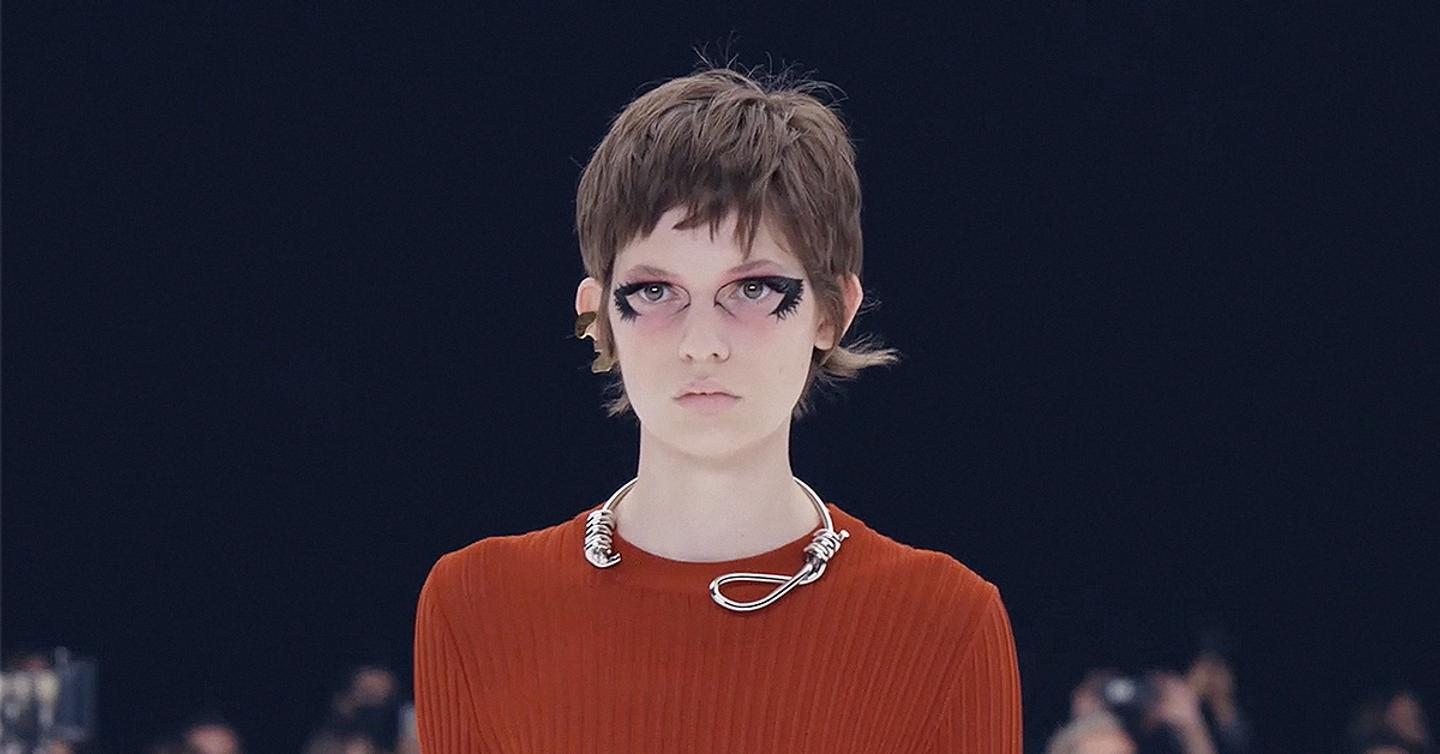 givenchy-necklace-dtf-magazine Givenchy раскритиковали за украшение-петлю
