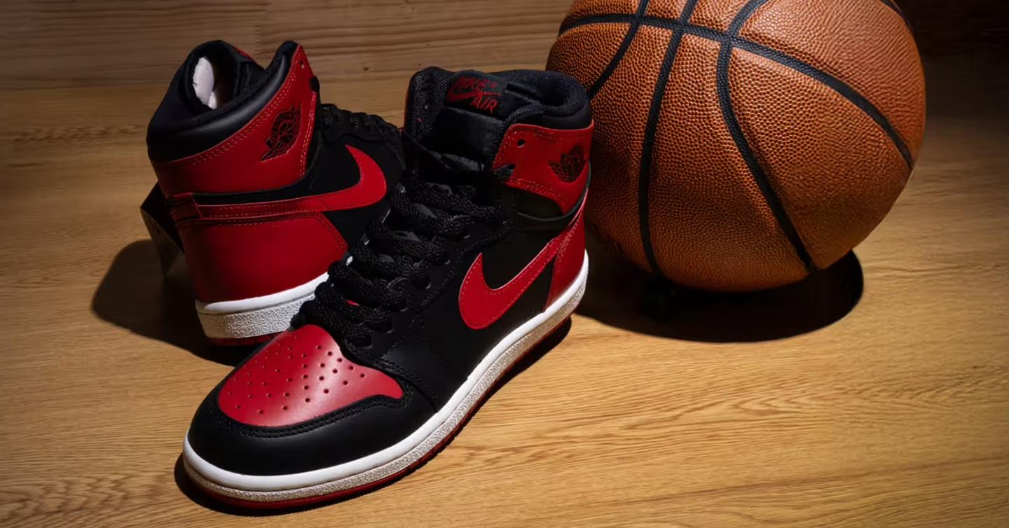 Кросівки Air Jordan 1 High ’85 Bred