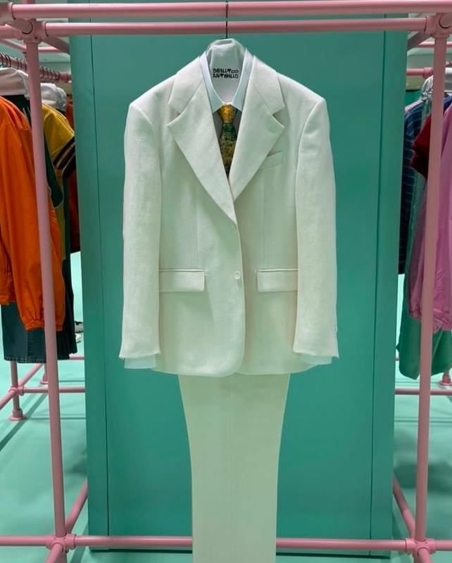 2-bad-bunny-zara-dtf-magazine Bad Bunny Zara