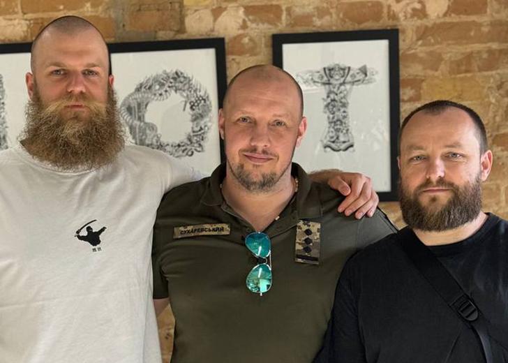 Колаборація RIOTDIVISION та СБС
