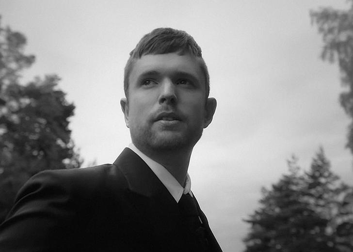 Funeral-dtf-magazine Джеймс Блейк и slowthai едут на похороны в новом клипе