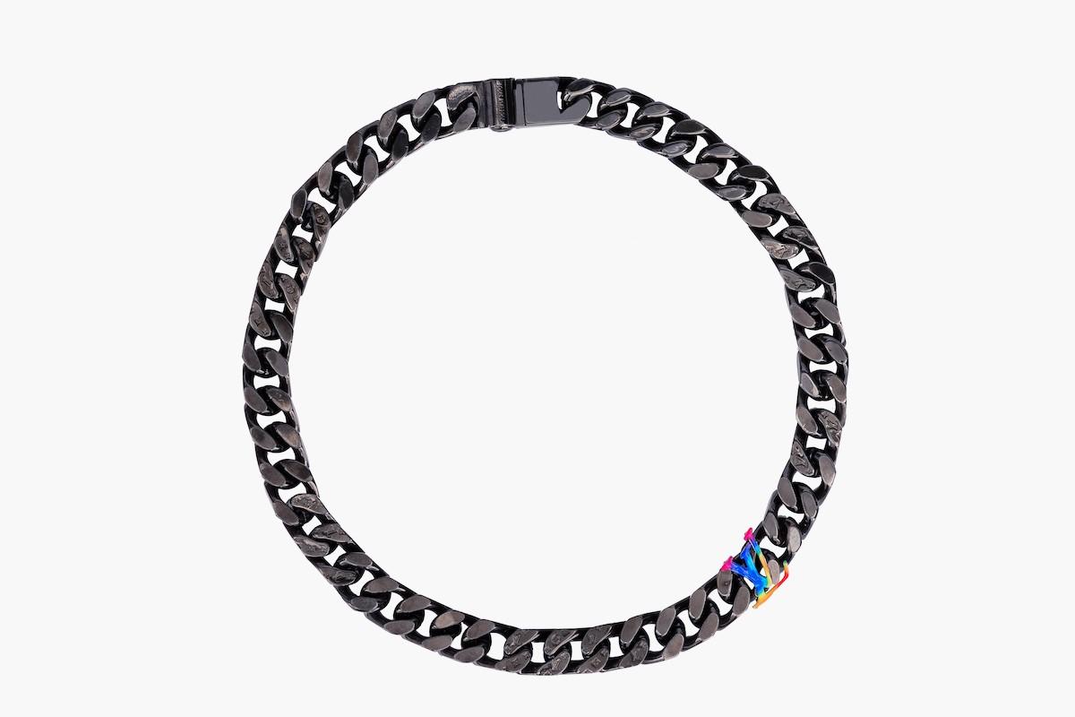 louis-vuitton-accesories-dtf-magazine.jpg-08
