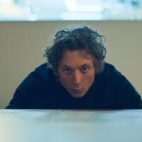 Джеремі Аллен Вайт та Майкі Медісон можуть зіграти в сиквелі Соціальної мережі