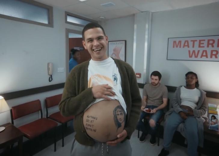 slowthai-jamesblake-dtf-magazine slowthai выпустил новый клип. В нем он рожает и становится тортом