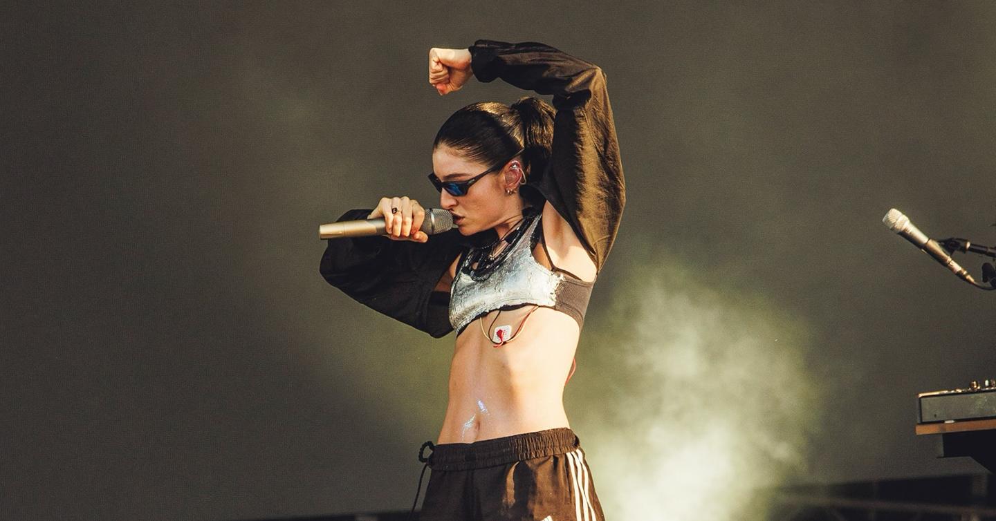 lorde-against-ai-glasses-cover-dtf-magazine Lorde ШІ-окуляри