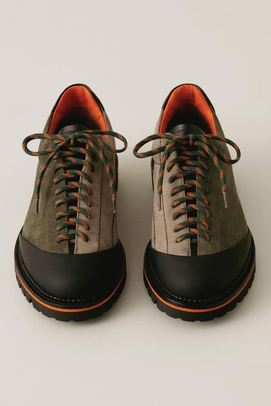 aimeleon-derby-hiker-dtf-magazine