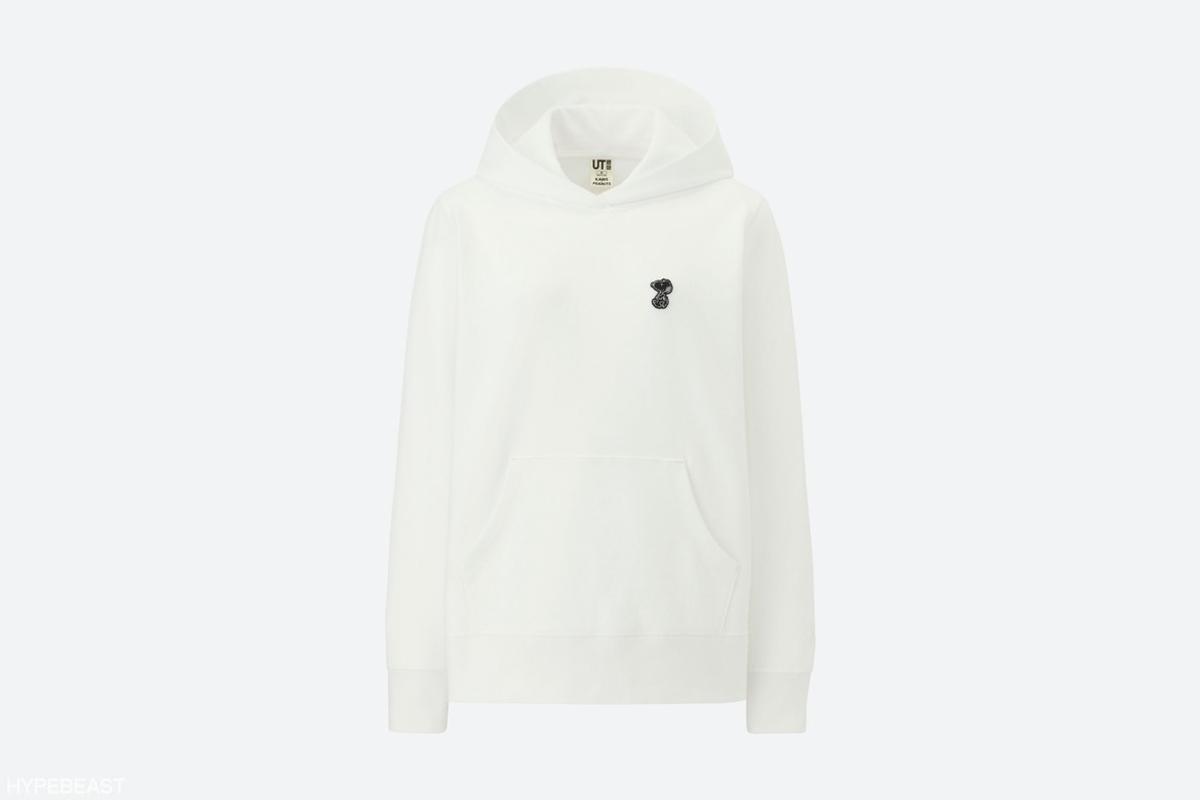 uniqlo_kaws_peanuts_snoopy_plush_11