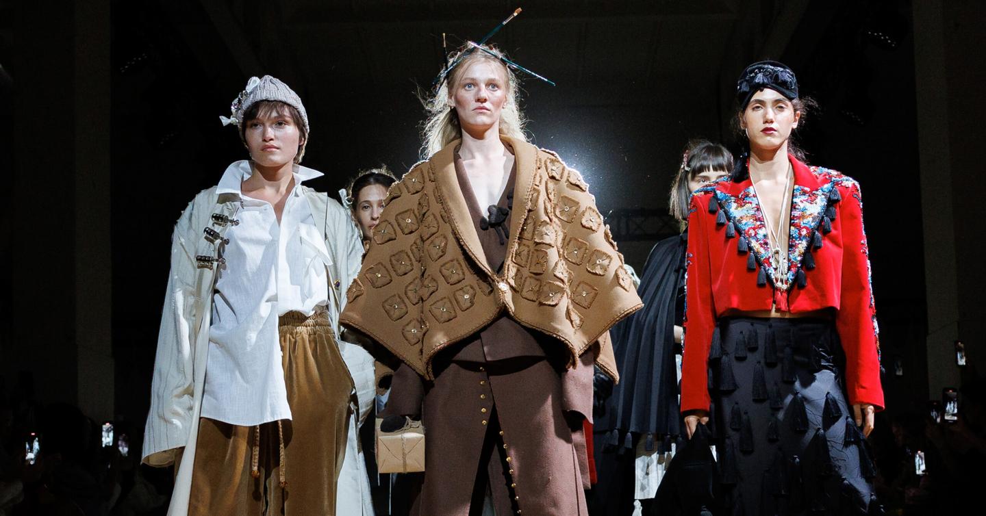 Запрошення на покази і речі за донат: 7 благодійних ініціатив до Ukrainian Fashion Week
