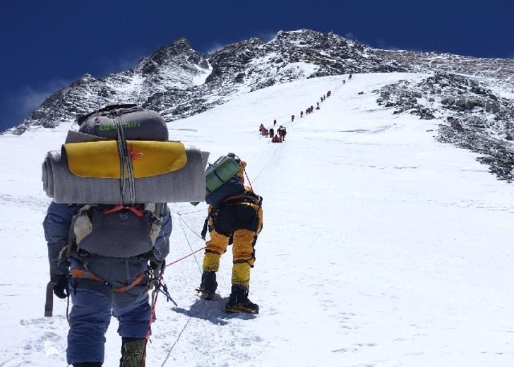 Valentin_Sipavin Harkovchanin Valentin Sipavin podnjalsja na Jeverest