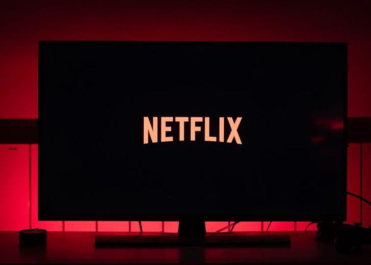 netflix-dtf-magazine В Украине введут налог на услуги Spotify, Netflix и Facebook