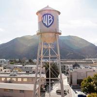 Netflix купить Warner Bros