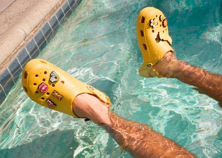 crocs-bieber-dtf-magazine (1) Первый взгляд: Коллаборация Джастина Бибера и Crocs