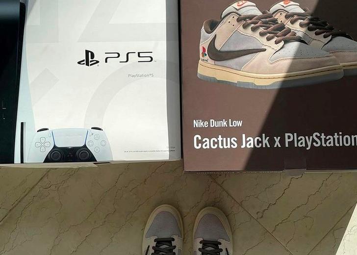Трэвис Скотт и PlayStation разослали совместные наборы. Вот как они выглядят