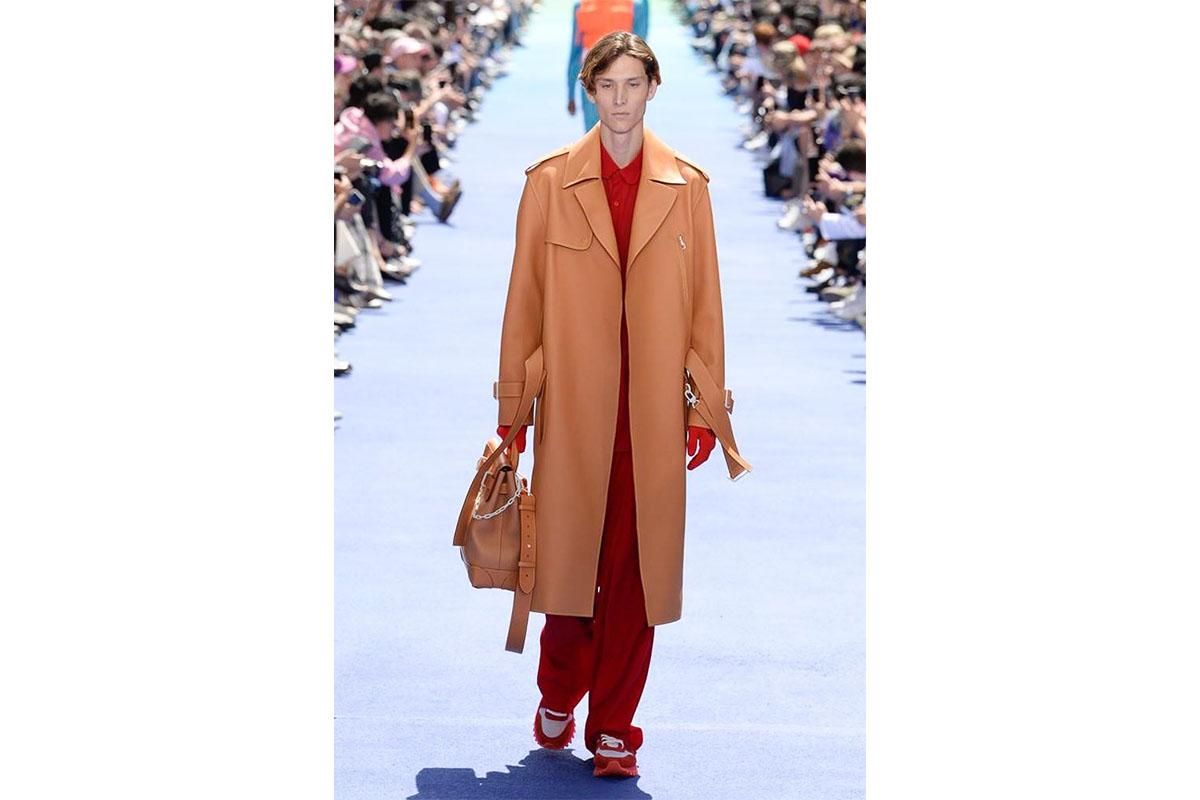 _0011_https---hypebeast.com-image-2018-06-louis-vuitton-spring-summer-2019-show-paris-fashion-week-37