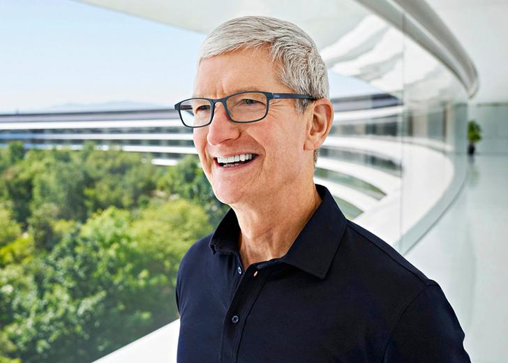 tim-cook-dtf-magazine (2) Тим Кук заявил, что в Apple не место тем, кто сливает информацию