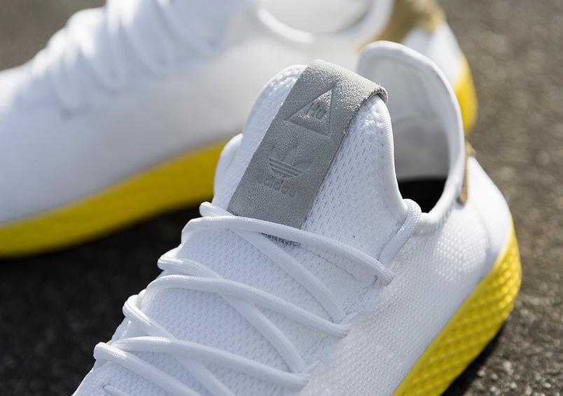 новые кроссовки Pharrell adidas Tennis Hu 