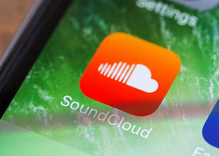 В обход лейблов: SoundCloud позволил загружать музыку на Apple Music и Spotify