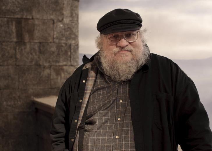 George_R_R_Martin dtf magazine Джордж Мартин спродюсирует экранизацию романа Роджера Желязны «Знаки дороги»