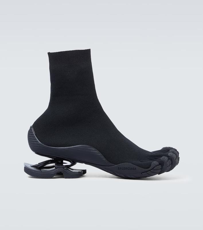 balenciaga-vibram-dtf-magazine-2