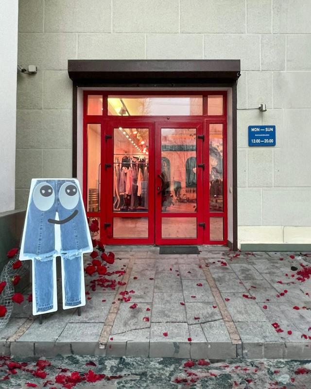 kseniaschnaider-store-kyiv-dtf-magazine