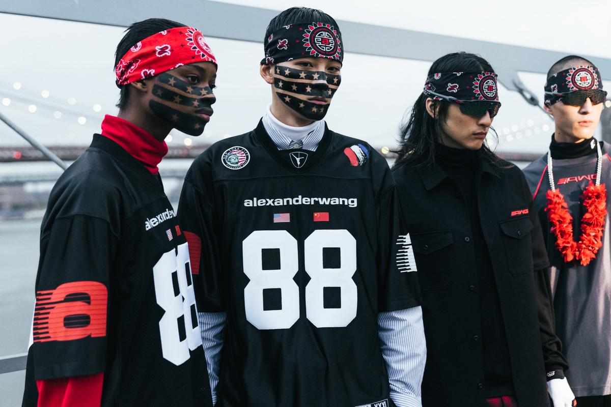 https---hypebeast.com-image-2018-06-alexander-wang-collection-1-ss19-31
