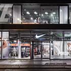 Вице-президент Nike уволилась после 25 лет работы. Ее сын перепродавал кроссовки