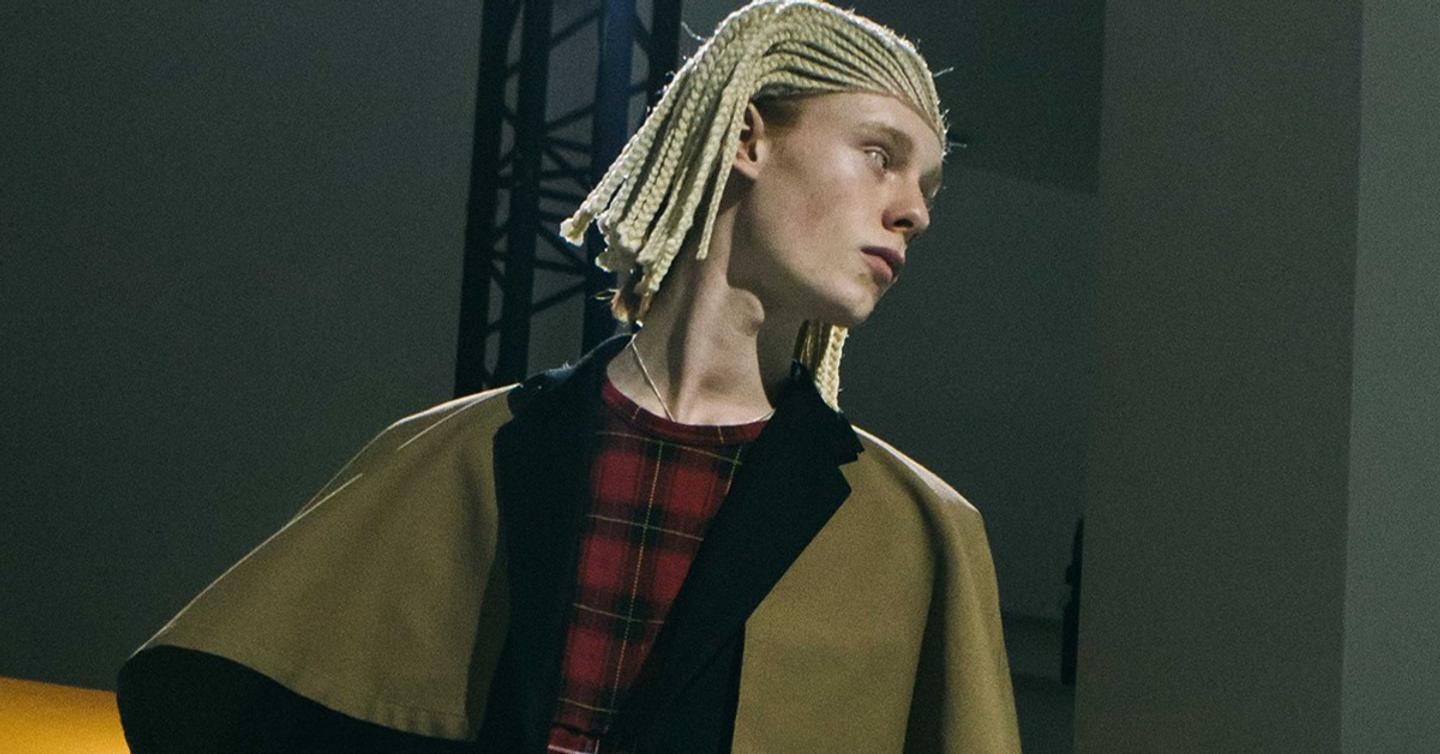 Comme des Garçons раскритиковали за моделей с афрокосичками