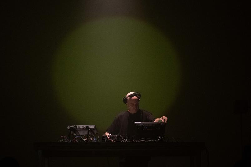 Виступ Kangding Ray 